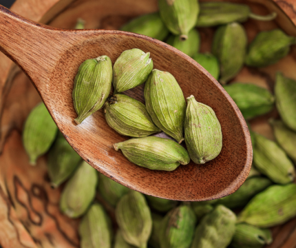 Green Cardamom / Hari Elaichi