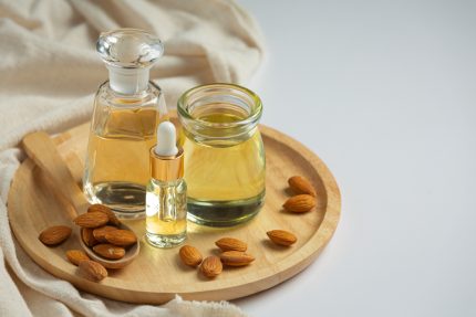 Almond cold pressed oil